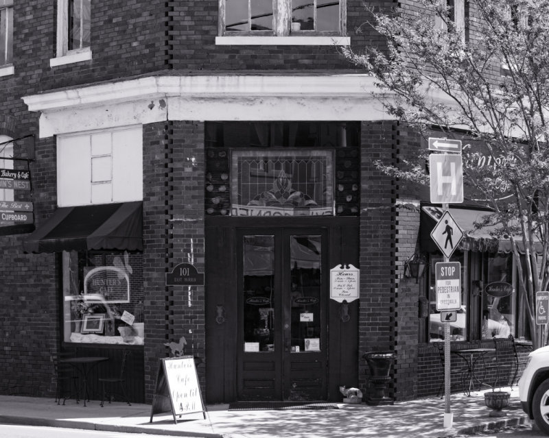 Corner Restaurant