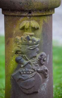 Details on lamp post