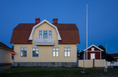 Öregrund house in twilight
