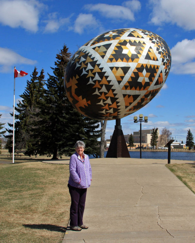 Ukrainian Egg, Vegreville, AB_RC