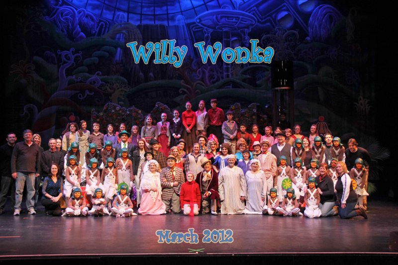 Willy Wonka cast 2012.jpg