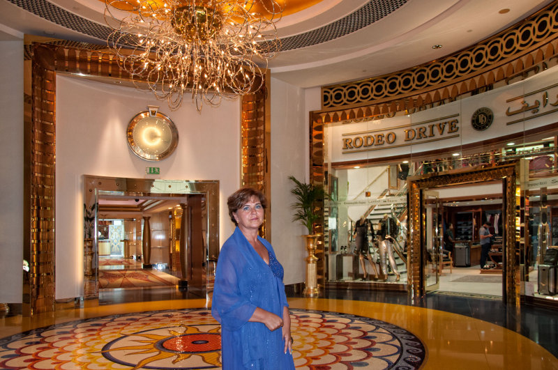 76 Dubai - Burj Al Arab MRC@2014.jpg