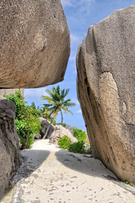 41 Seichelles - La Digue Anse Source dArgent MRC@2014.jpg