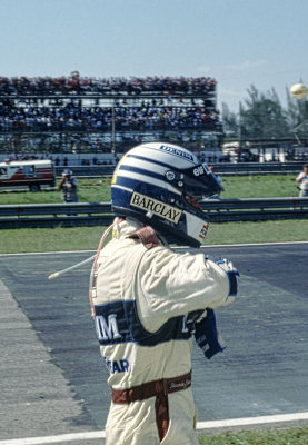 GP Brasile 26 Riccardo Patrese withdrawall MRC@1989.jpg