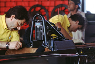 GP Brasile 41 Telemetry unit under Roll Bar MRC@1989.jpg