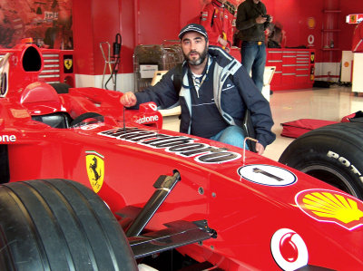 40 GP Imola Ferrari Box - MRC@2004.jpg