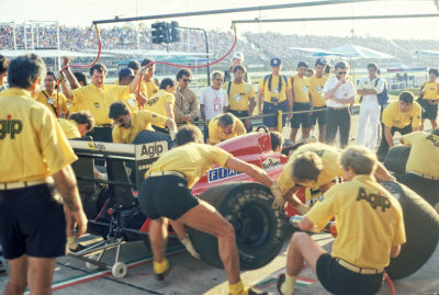 150 GP Brasile - Ferrari Pit Stop MRC@1989.jpg