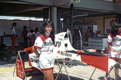 152 GP Brasile McLaren Box- MRC@1989.jpg