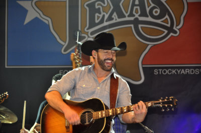 021 Aaron Watson - Billy Bobs Texas Country Fair - MRC@2016.jpg