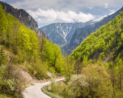 Rugova Valley road near Shtupeq i Madh