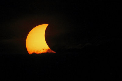 Eclipse and Large Sunspot Group