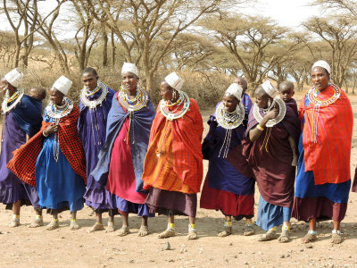 Masai women DSCN0450 web 1400.jpg