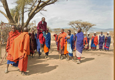 Masai jumping contest DSCN0462 web 1600v2 crop sh.jpg