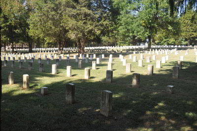 12 Stones River National Cemetery.jpg