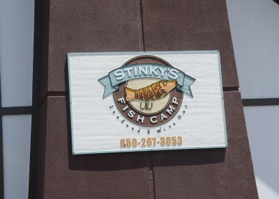 Stinky's?  Strange name, but the food is wonderful.