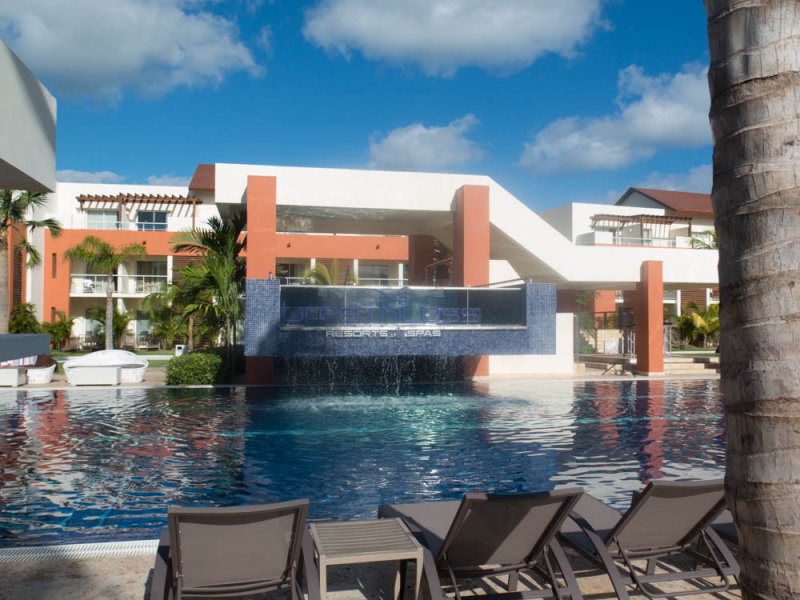 Punta Cana 2016-17.jpg