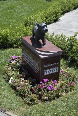 Hollywood Forever Cemetery - Toto Memorial
