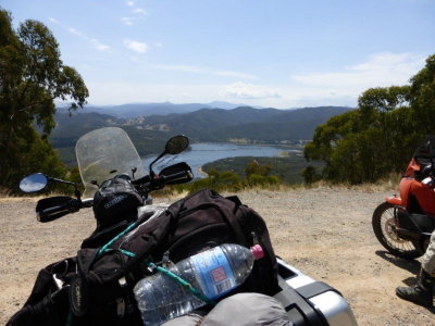 1404 Story Aussie Adventure Ride Lorraine 04 Murray River Valley.jpg