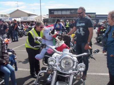151205 Nelson Toy Run 36.jpg