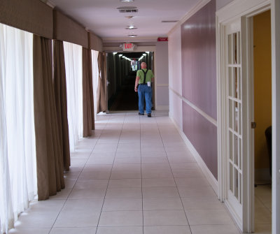 WB_HoldyInn_061214_klh-10.jpg