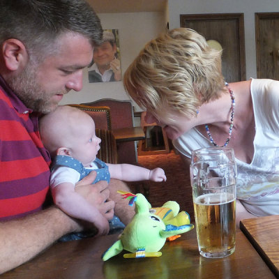 Charlie and Natalie and Eleanor and Del Boy - out to lunch