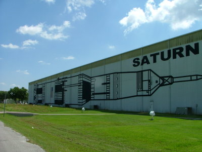 Saturn 5 building