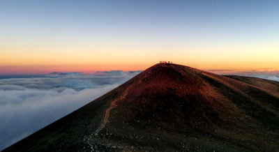 Mauna Kea summit twilight