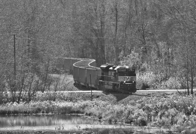 NS 10009 438 Lynville IN 25 Nov 2011