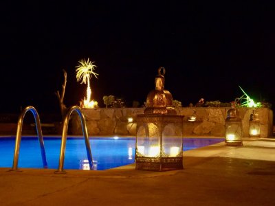 Hotel Xaluca Dades - Lantern and Pool