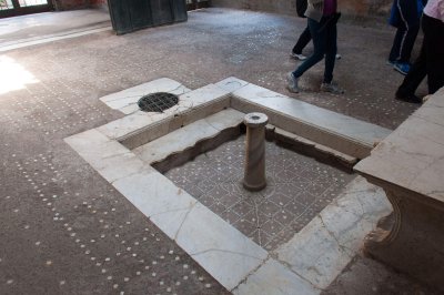 Herculaneum 18