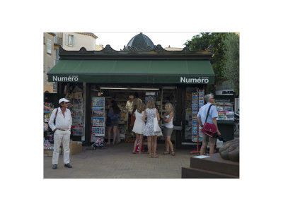Newstand St Tropez
