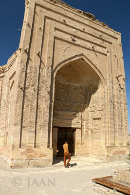 Sultan Ali Mausoleum