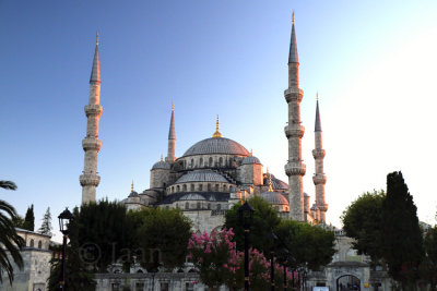 Istanbul: Sultan Ahmet (Blue) Mosque