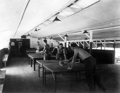 Kwaj 1945 ping pong