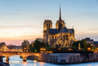 Notre Dame dusk  15_d800_0178