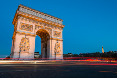 Arc de Triomphe at night  15_d800_1396