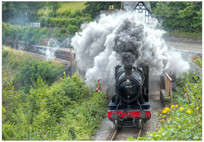 3802 Thunders through Berwyn.