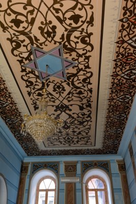 Renovated ceiling of the synagogue