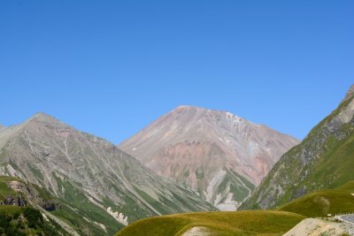Kazbeki Mountains