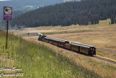 Train 216 drifts down the valley