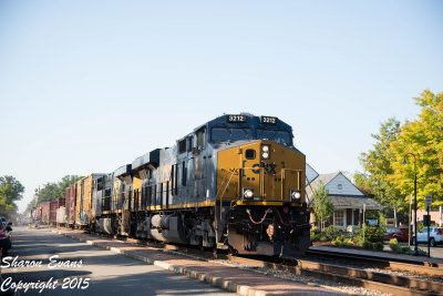 ES44AH 3212 leads CSX manifest Q438 17 through Ashland with just a hint of fall colour showing