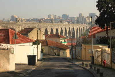 A view on the Águas Livres Aqueduct 