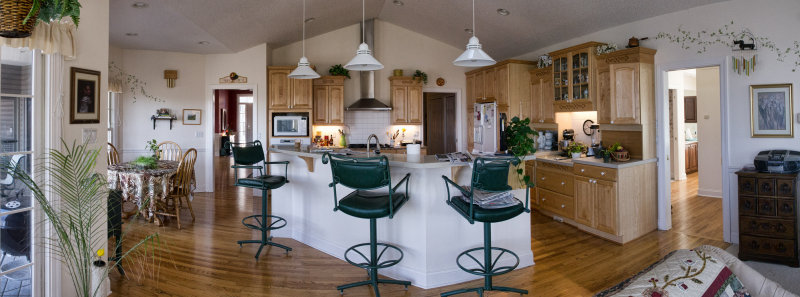 Six image panorama at 12mm (35mm equivalent - 24mm)