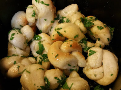 Air Fryer Garlic Knots