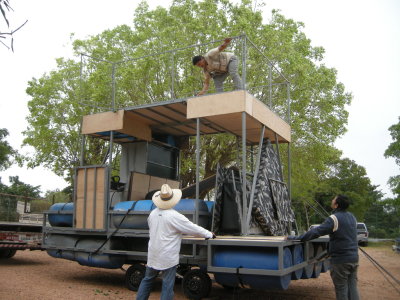 Pantanal Discovery partially unfolded.jpg