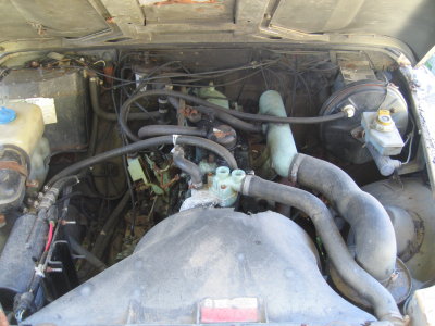 1991 D90 Engine.JPG