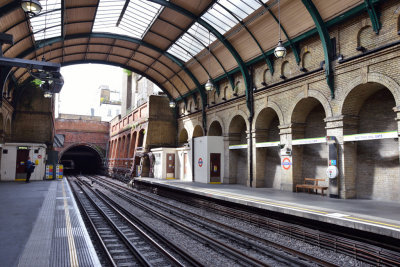 Notting Hill Gate Station