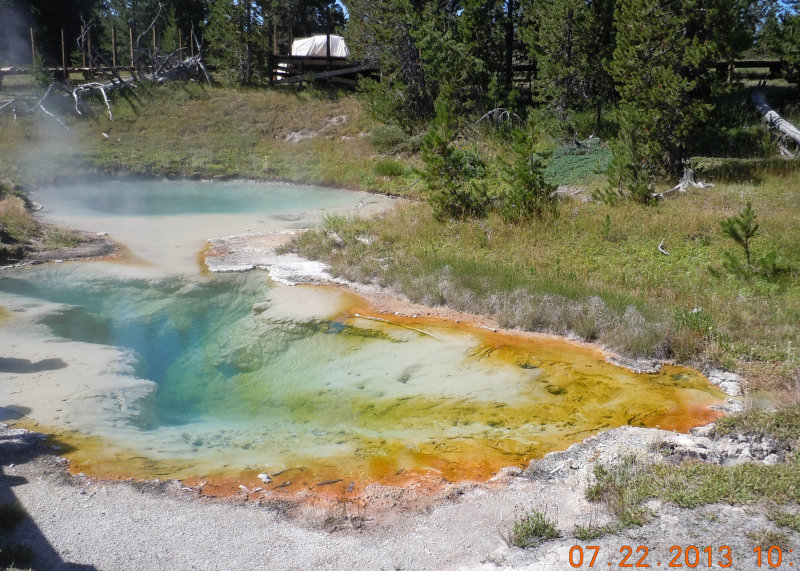 Mineral Hot Spring 01.jpg