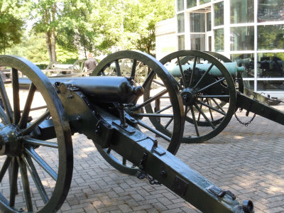 Chickamauga 02 Artillery Pieces.jpg