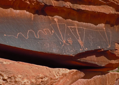 06-Petroglyphs-04.jpg